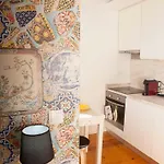 Azulejos Loft, By Flat In Daire