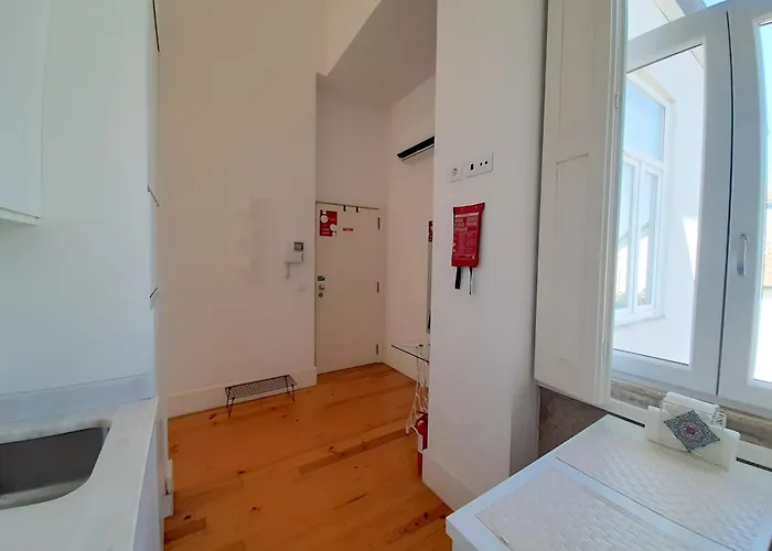 Azulejos Loft, By Flat In