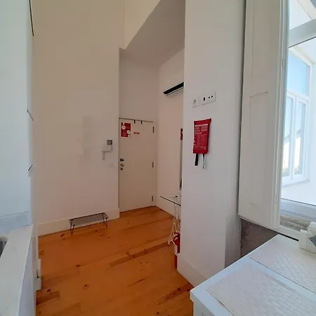 Azulejos Loft, By Flat In